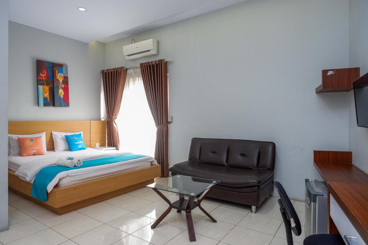 Sans Hotel Absari Yogyakarta Jarakan Екстериор снимка